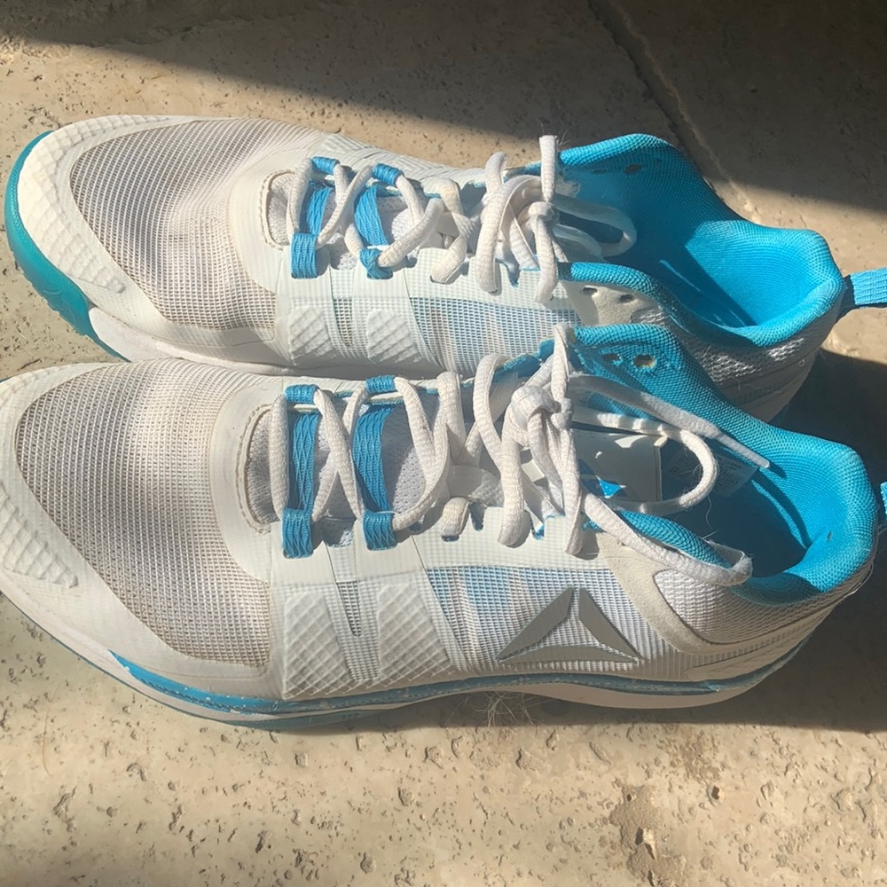 JJ watt blue shoes gently worn Reebok
